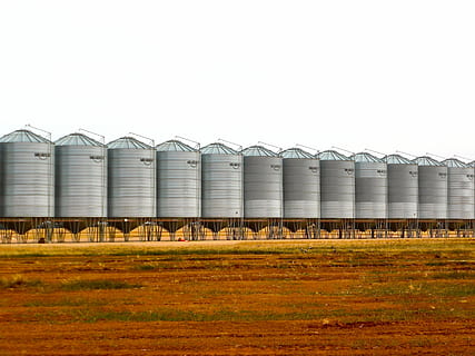 gray steel container tank lot during daytime, silo, wheat storage HD wallpaper
