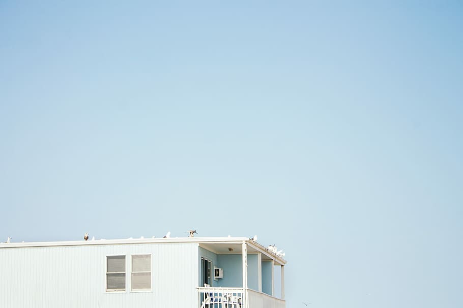 Blue on Blue, white steel house, sky, building, windows, balcony HD wallpaper
