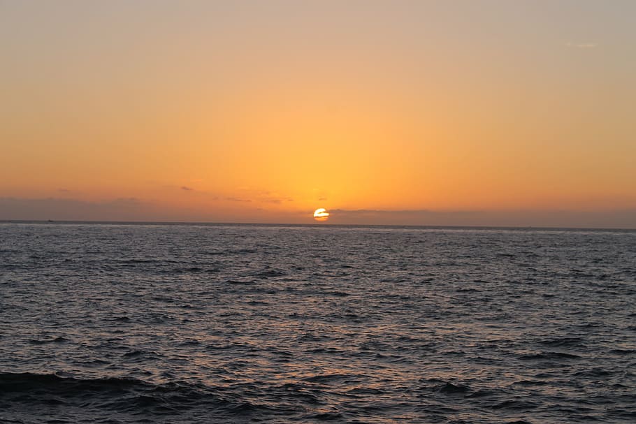 sea, ocean, water, wave, nature, horizon, sky, cloud, sunset HD wallpaper