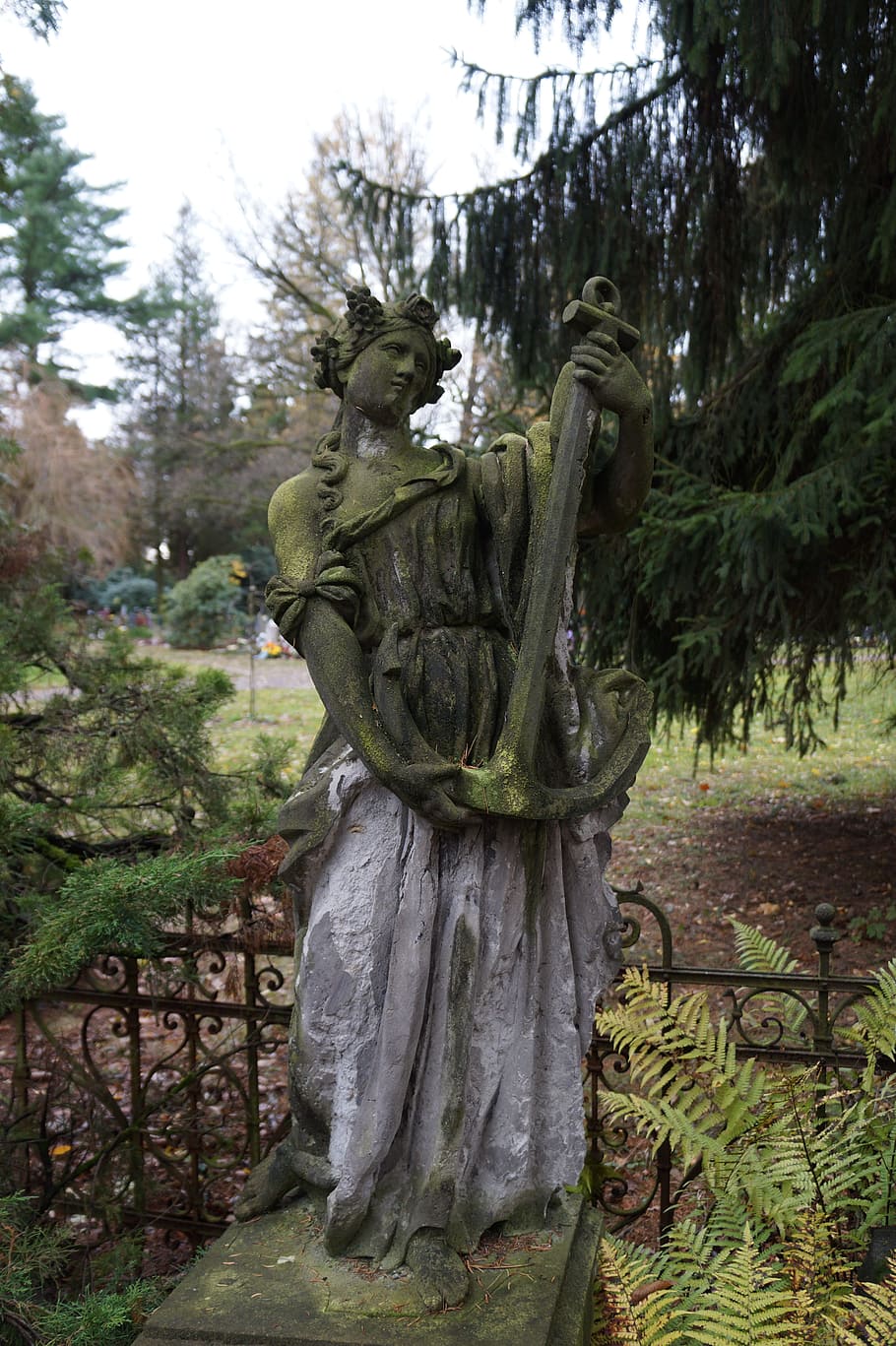 figure, old, weathered, statue, green, woman, cemetery, old cemetery HD wallpaper