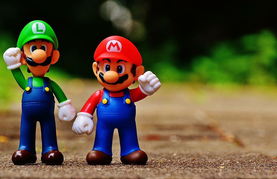 selective focus photography of Super Mario and Luigi figurines, HD wallpaper