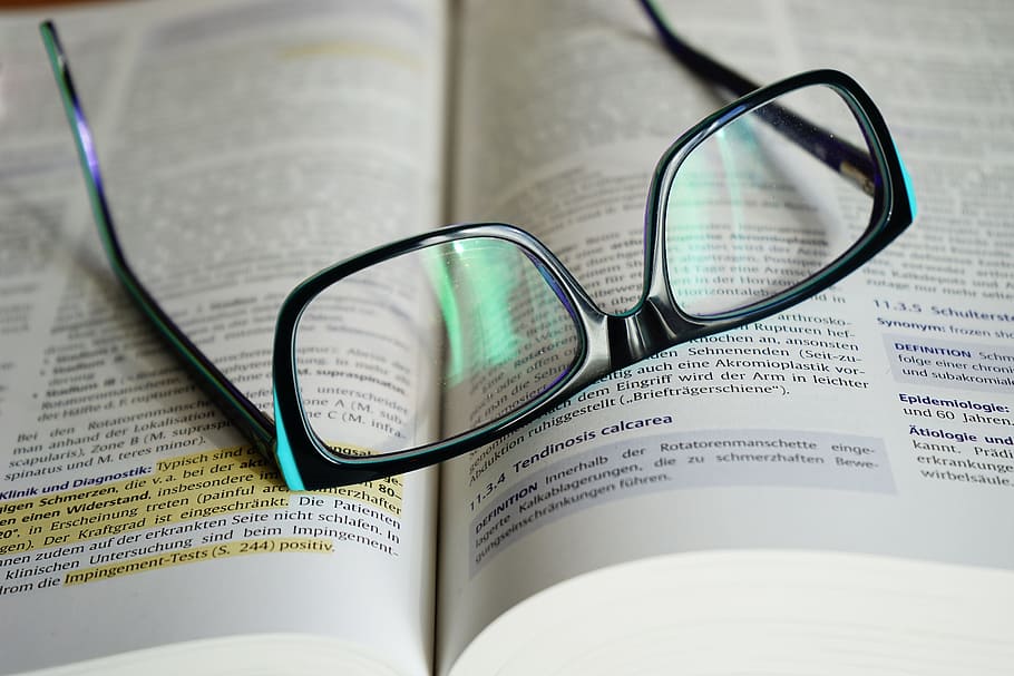 eyeglasses with black frames, read, learn, book, text, highlighter, HD wallpaper