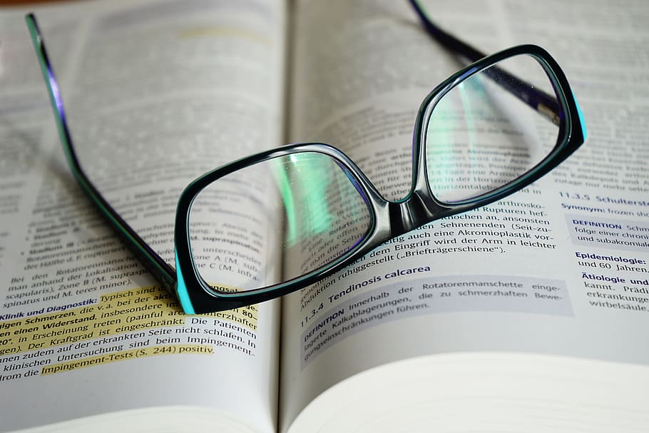 eyeglasses with black frames, read, learn, book, text, highlighter HD wallpaper