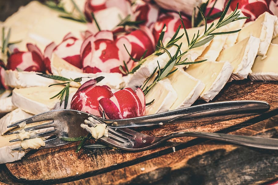 Rustic, Cheese, Thyme, Fork, radiesschen, knife, stinky cheese HD wallpaper