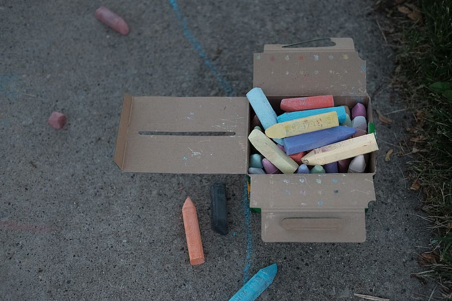 chalk, crayons, pavement, high angle view, no people, container HD wallpaper