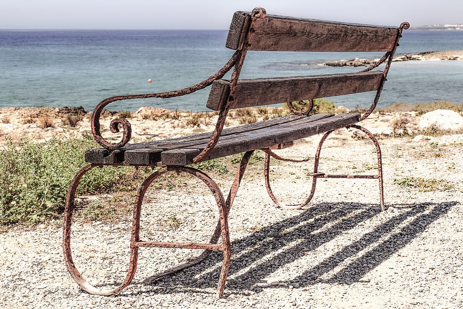 brown metal framed outdoor bench near body of water, Old, Wooden HD wallpaper