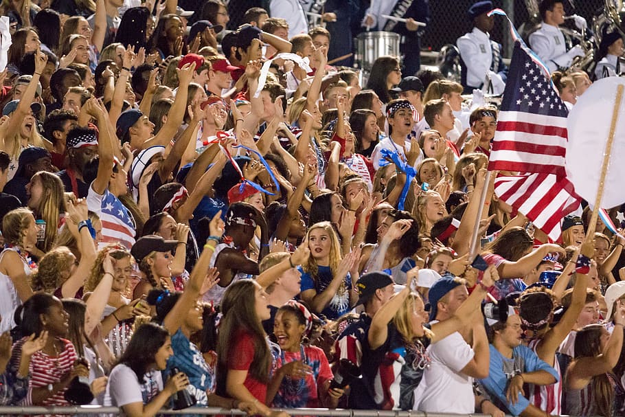 High School, Crowd, Cheering, large group of people, patriotism HD wallpaper