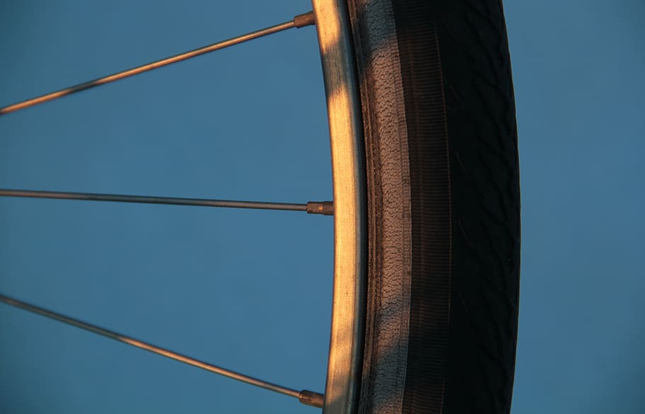 black tire, bicycle wheels, blue, spokes, bikes, sky, low angle view HD wallpaper