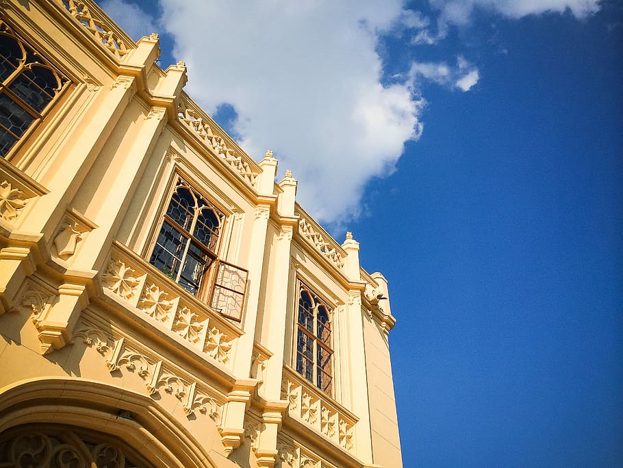 Windows of Lednice Castle, architecture, clouds, czech republic HD wallpaper