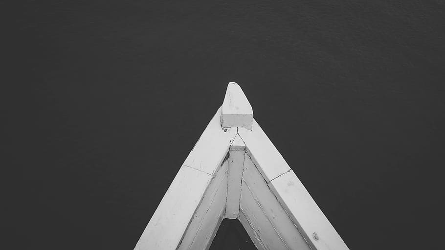 white wooden wall mount rack, triangular white wooden board, photo HD wallpaper