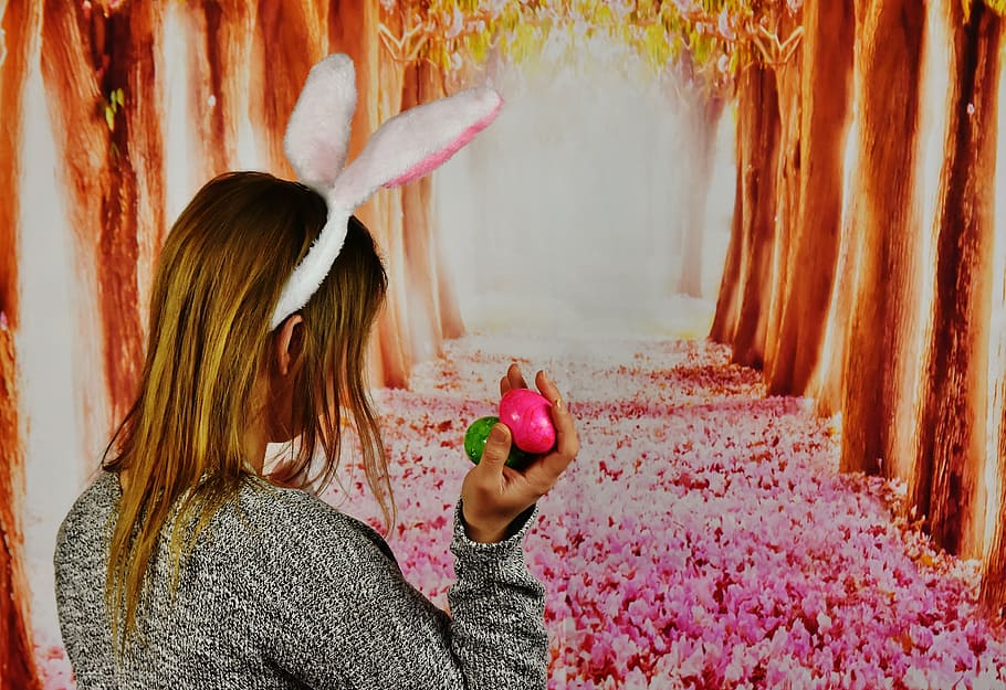 woman holding egg wearing bunny ear, easter, girl, rabbit ears HD wallpaper