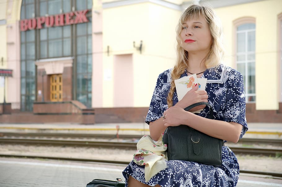 train, station, peron, woman, the ussr, communism, railway HD wallpaper