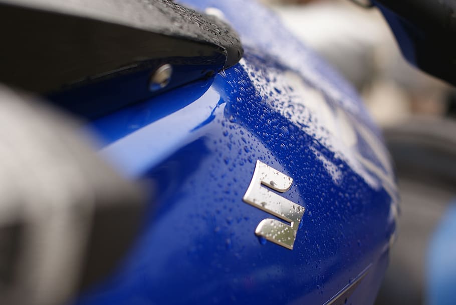 logo, motorcycle, outline, selective focus, close-up, blue HD wallpaper
