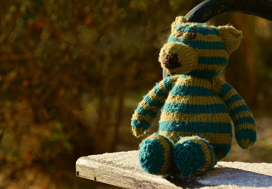 blue and brown stripe bear plush toy, teddy, teddy bear, knitted, HD wallpaper