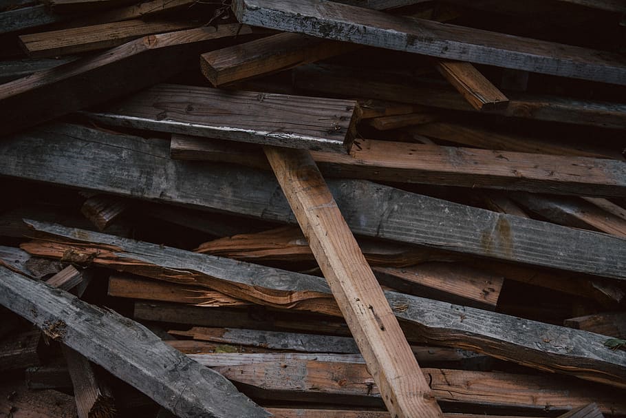 Pile of Wood, pile of wooden planks, construction, lumber, broken HD wallpaper
