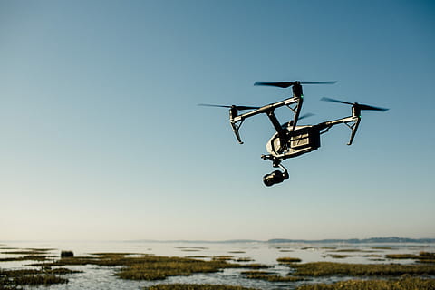 drone near beach photography, black helicopter flying, propeller HD wallpaper