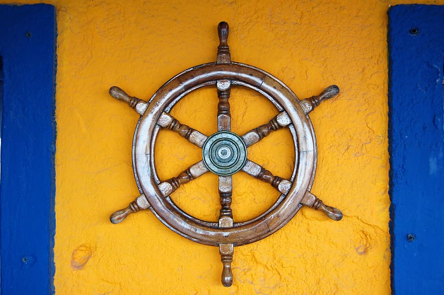 brown ship helm on wall, brown wooden ship's helm, wheel, concrete, HD wallpaper