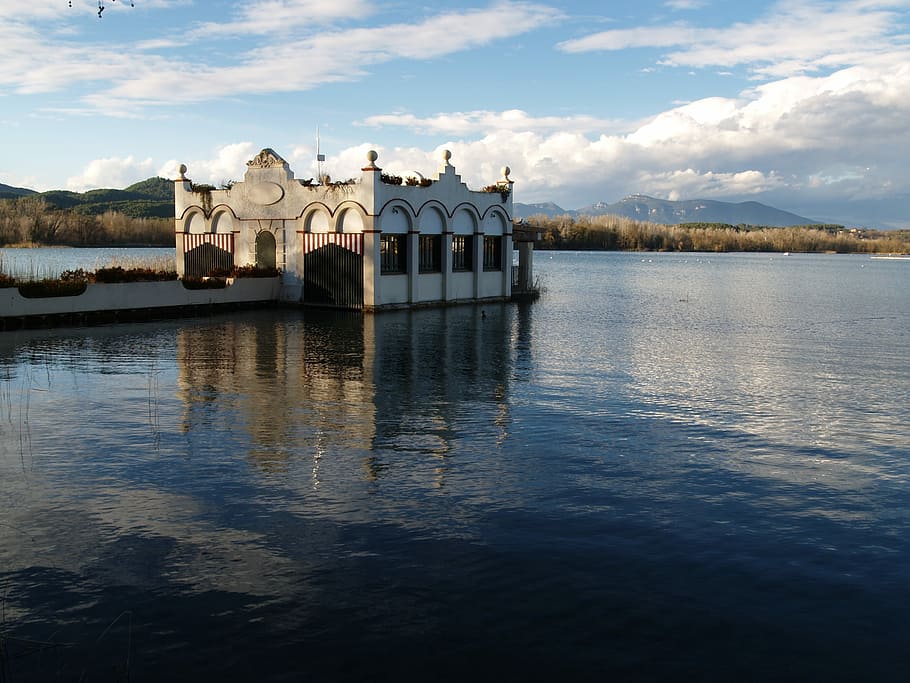 Flat, Lake, Water, Blue, Spain, Europe, banyoles, house, reflection HD wallpaper