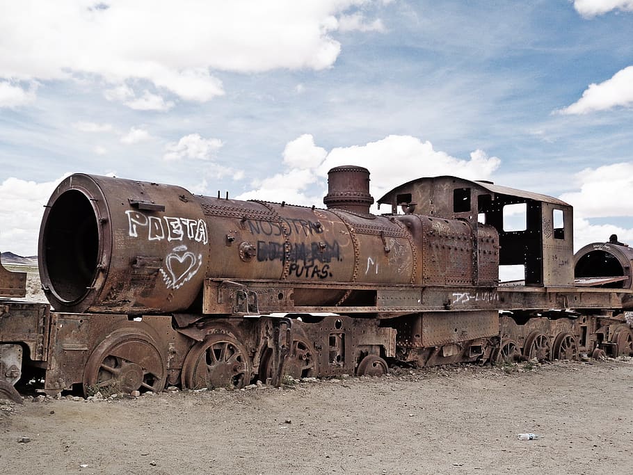 The Salar De Uyuni, Cemetery Of Trains, bolivia, transportation, HD wallpaper