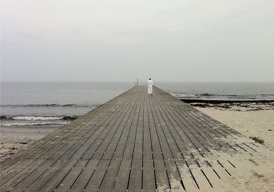 beach, sea, rest, sky, horizon, horizon over water, wood - material HD wallpaper