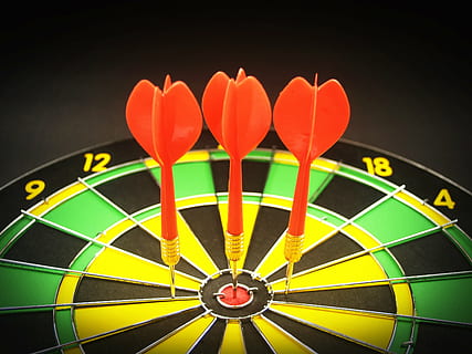 target, goal, aiming, dartboard, focus, arrow, skill, closeup HD wallpaper