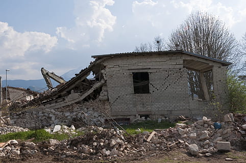 grey concrete wall near bare tree, earthquake, rubble, collapse HD wallpaper