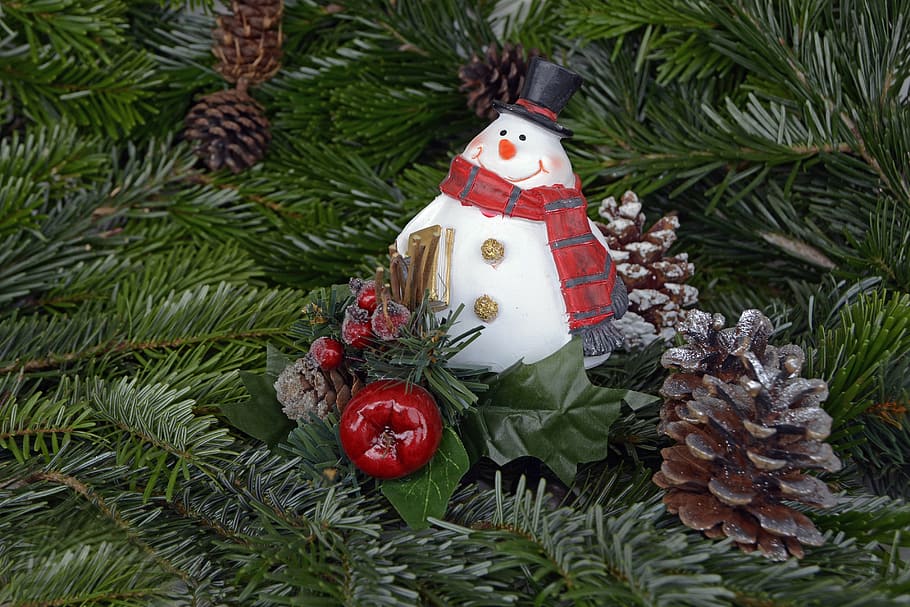 snowman bauble and pinecones, snow man, christmas, pine cones, HD wallpaper