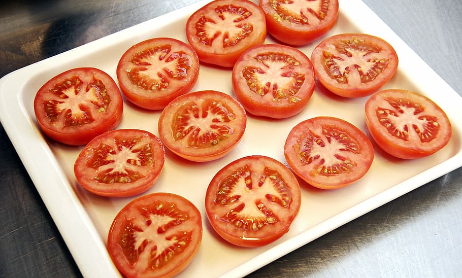 tomatoes, oven, garnish, baked, dining, food, taste, sprinkle HD wallpaper
