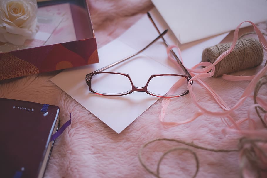 Eyeglasses Beside Pink Yarn on Pink Bed Blanket, arts and crafts, HD wallpaper