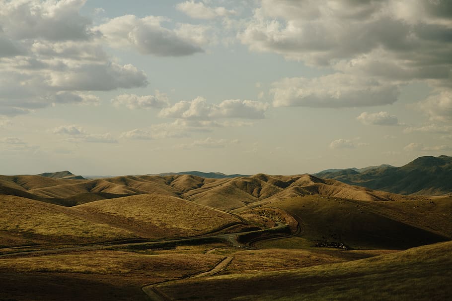 photo of brown hills, green grass mountain, aerial view, brown mountain HD wallpaper