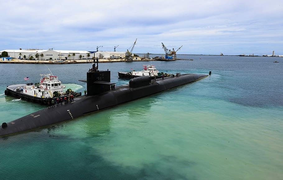 Submarines and ships at Guam Harbor, base, military, Navy, public domain HD wallpaper