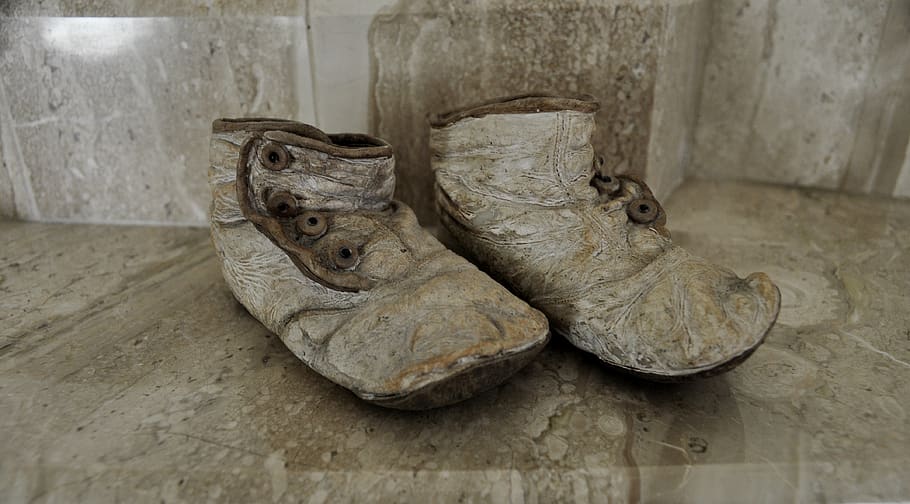 old, retro, stone, sculpture, shoe, indoors, pair, no people HD wallpaper