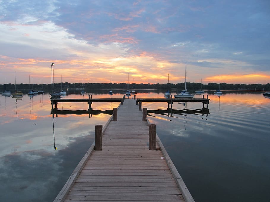 view of brown wooden dock, lake, sunset, serene, boats, pier HD wallpaper