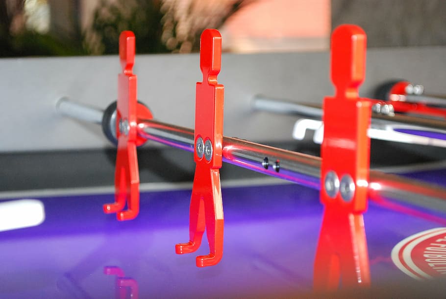 futbolin, player, bar, red, sport, competition, fun, table football HD wallpaper