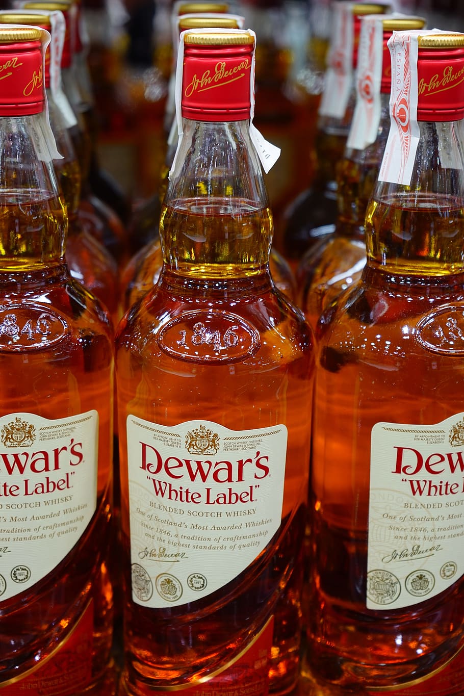 whisky, drink, alcohol, bottles, alcoholic, glass bottles, dewar's white label, HD wallpaper