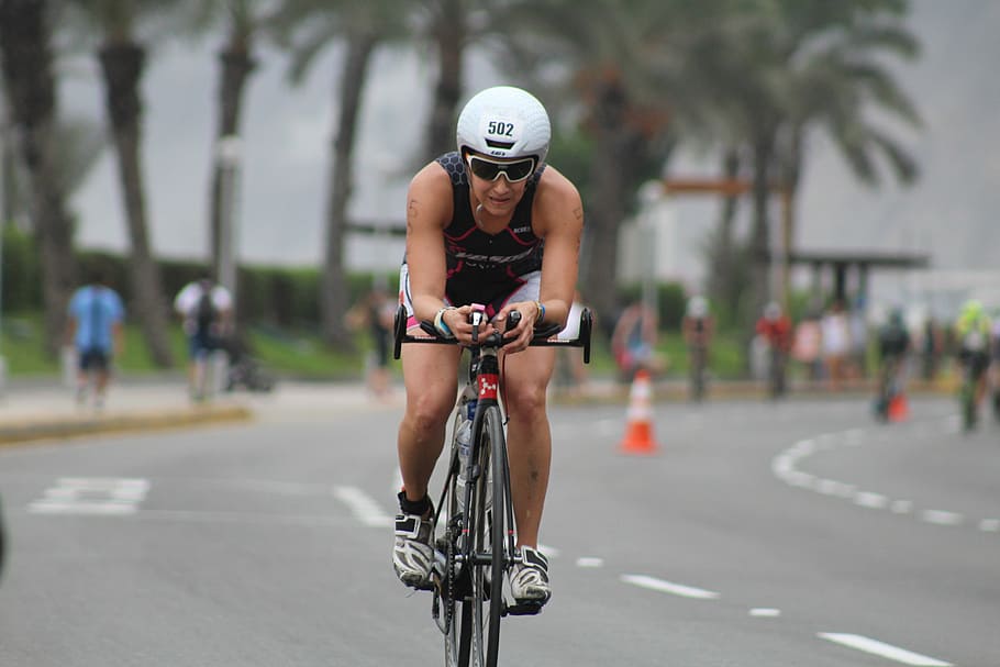 Ironman 70.3 - Triathlon in Perú, man riding on bicycle, male, HD wallpaper