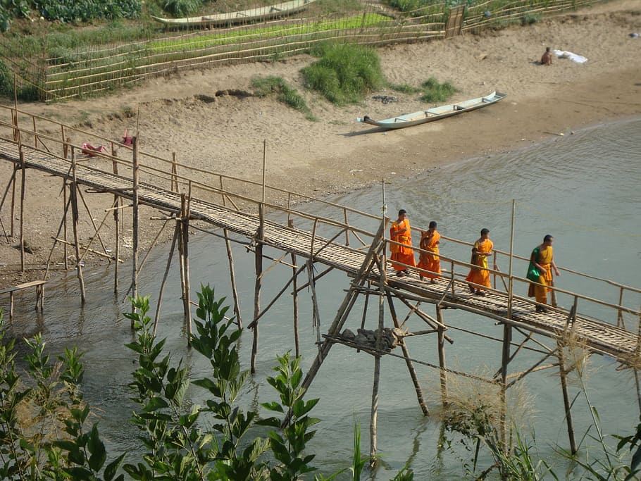 Buddhist, Monks, Crossing, Bridge, Laos, monks crossing bridge HD wallpaper