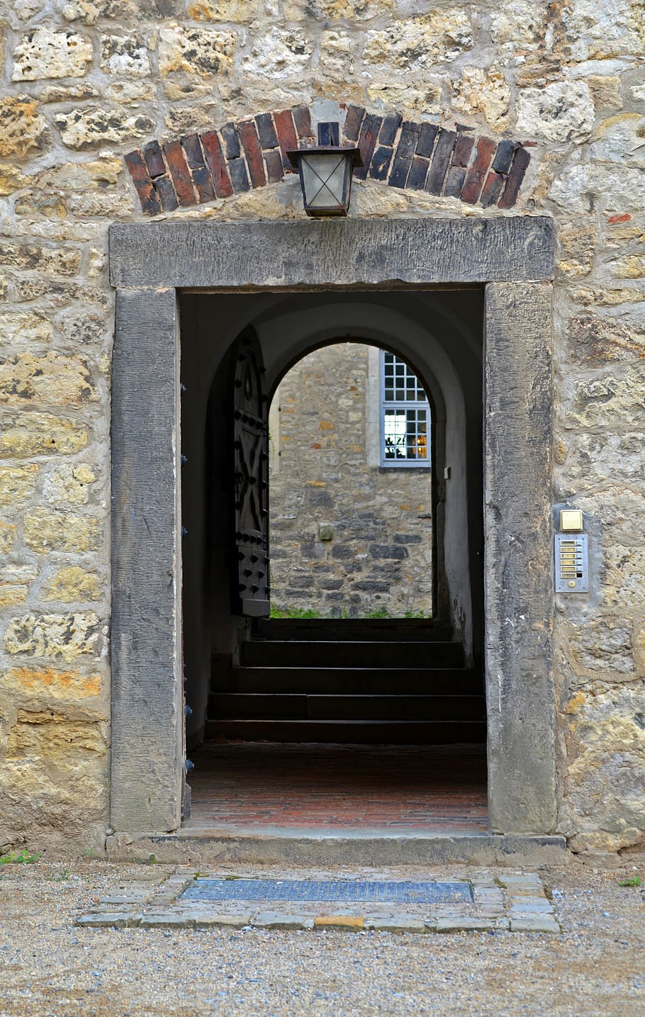door, input, gate, old door, house entrance, input range, architecture HD wallpaper