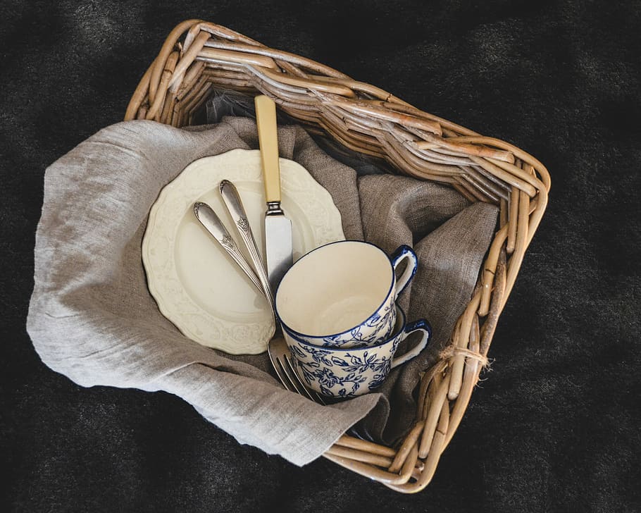 brown wicker picnic basket, cup, plate, and fork inside of basket HD wallpaper