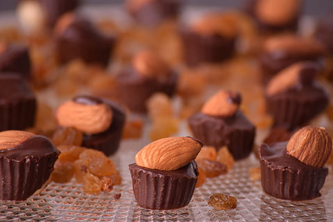 almond-almond-chocolate-chocolates-chocolate-thumbnail.jpg