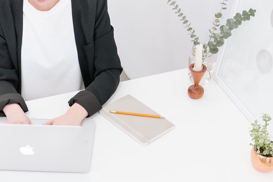 person wearing black cardigan, working, typing, macbook, laptop HD wallpaper