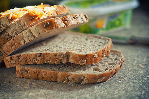 flat-lay photo of 5-slice breads, diet, knife, eat, breakfast HD wallpaper