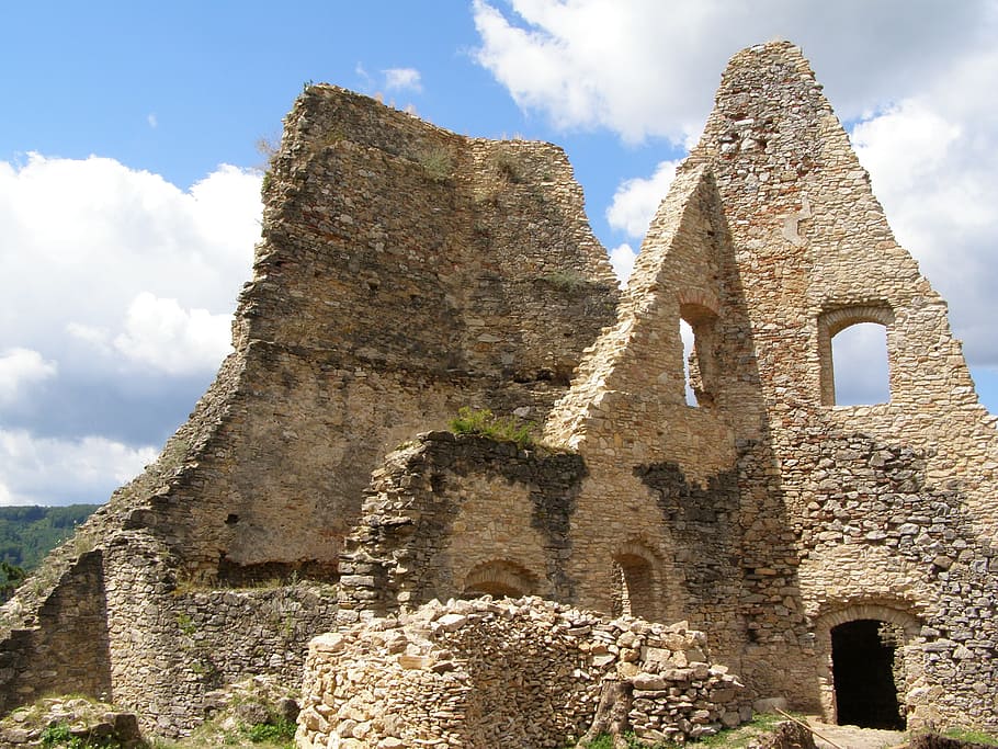 Castle, Divin, Slovakia, old ruin, history, ancient, stone material HD wallpaper