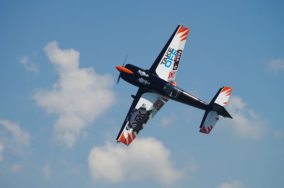 blue and white airplane mid air, aircraft, fly, model, air Vehicle HD wallpaper