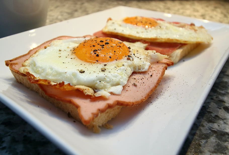 sandwich with fried egg and ham, eat, breakfast, fried eggs HD wallpaper