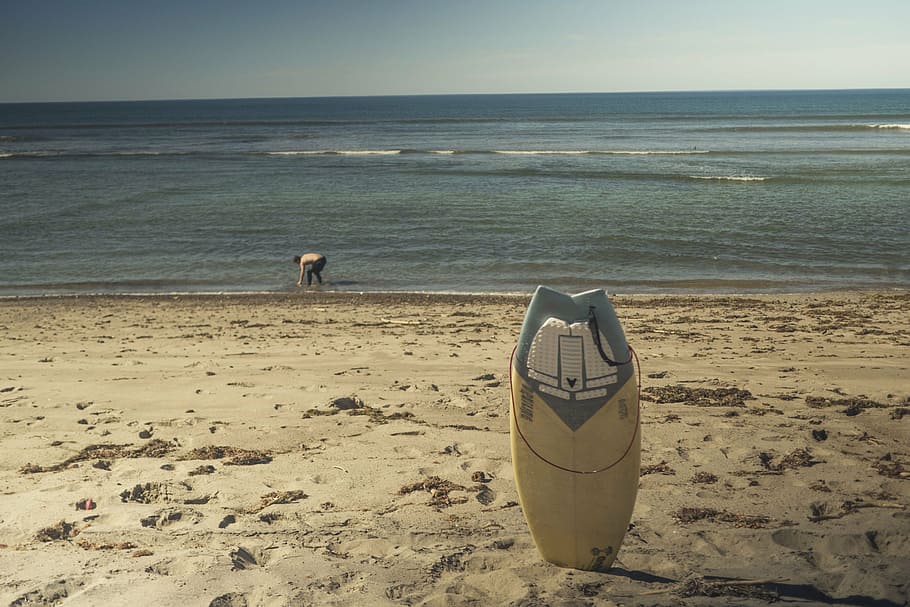 surfboard, surfing, beach, sand, ocean, sea, shore, waves, horizon HD wallpaper