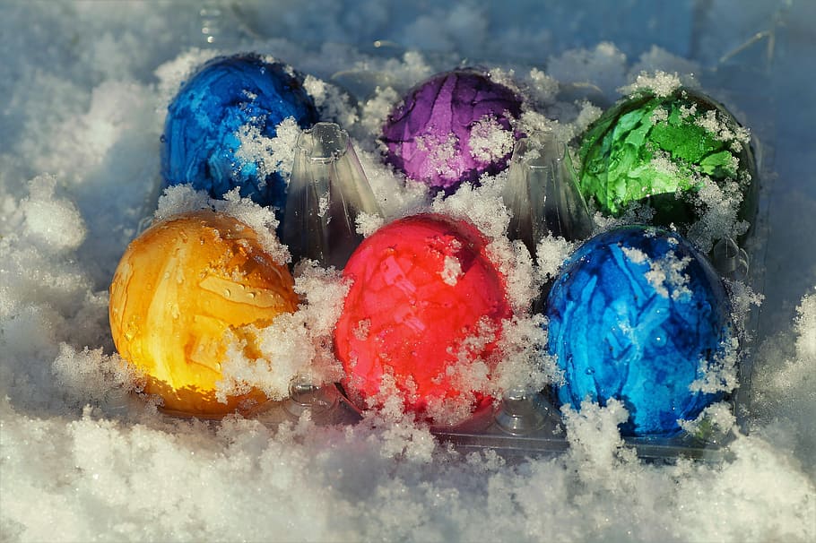 easter, eggs, color, holidays, in the snow, under the snow.