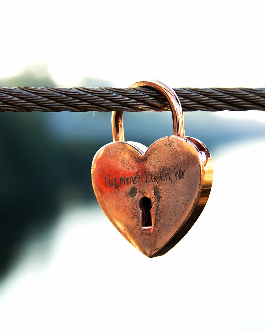 Heart, Castle, Bridge, Love, Padlock, connection, closed, romantic HD wallpaper