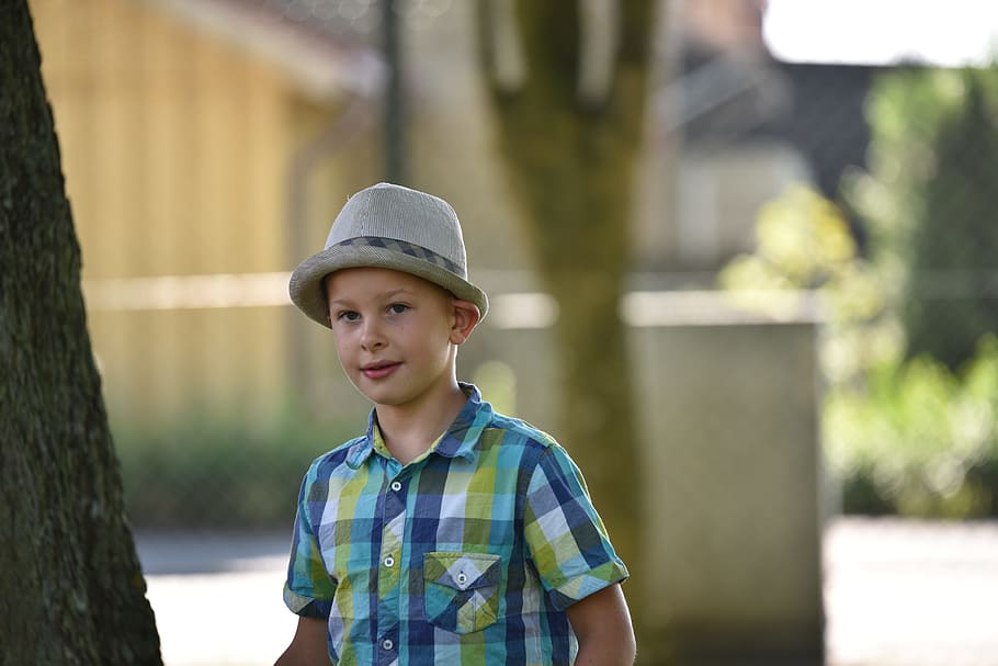 boy, hat, young, face, child, childhood, portrait, focus on foreground HD wallpaper