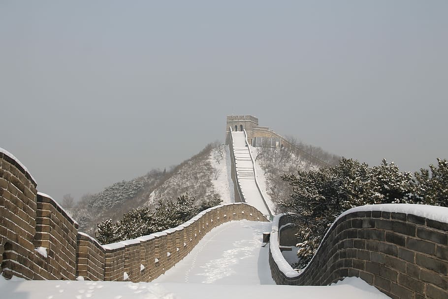 Great Wall of China covered by snow, winter, nature, sky, tourism, HD wallpaper